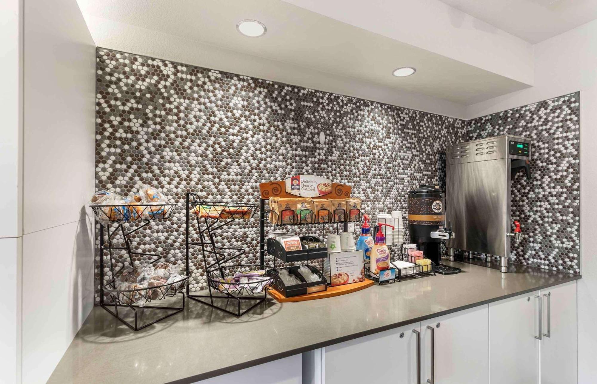 Extended Stay America Suites - Denver - Сентениал Екстериор снимка